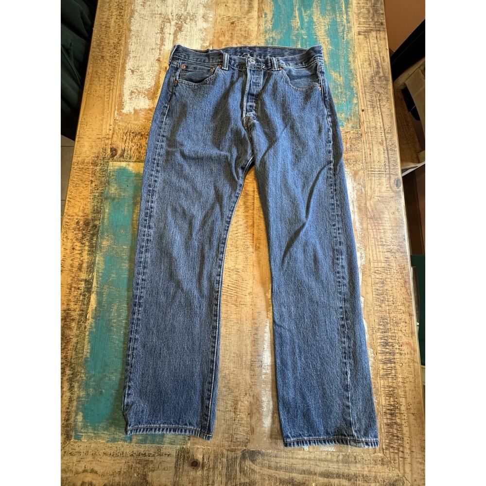 Levis Jeans Men 34x30 Blue 501 Button Fly Classic Straight Medium Wash